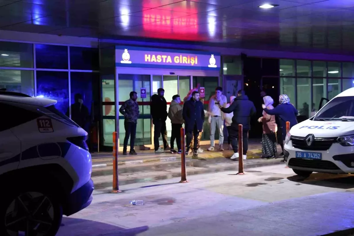 İzmir’de Alkollü Gruplar Arasında Bıçaklı Kavga: 7 Yaralı