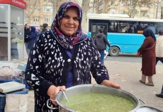 Kahramanmaraş’ın Vazgeçilmezi: Tirşik Çorbası Kış Aylarında Rağbet Görüyor