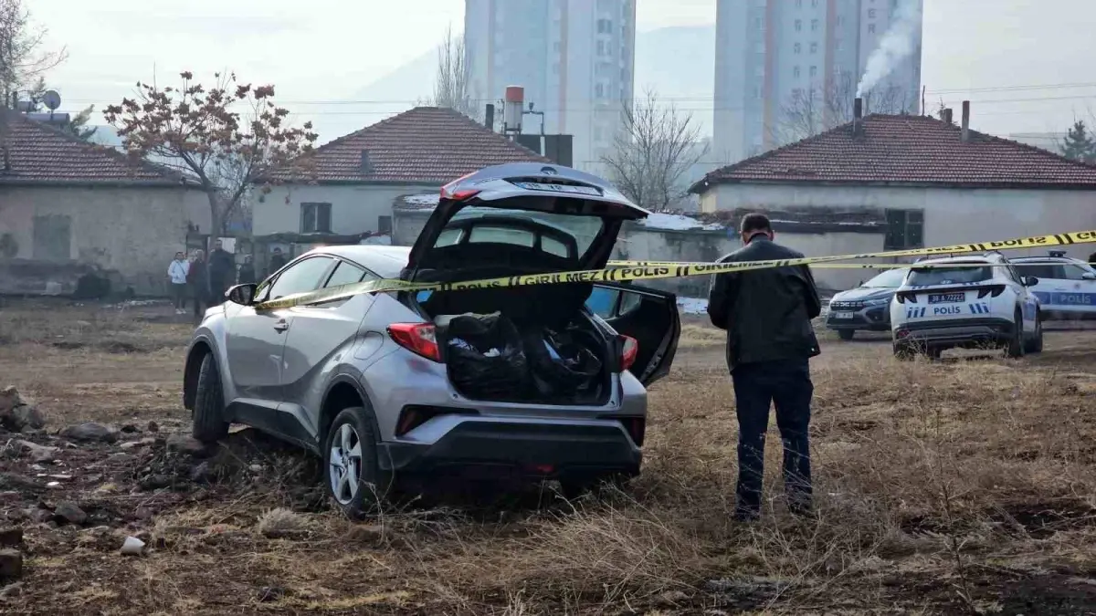 Kayseri’de Çalıntı Plaka ile Polisten Kaçan Şüpheliler Yakalandı