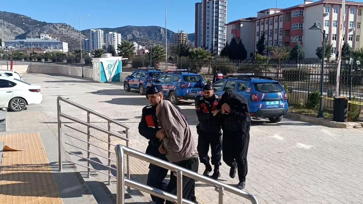 Kozan’da Hayvan Hırsızları Adliyeye Sevk Edildi