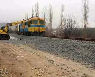 Malatya’da Lokomotif Raylardan Çıktı, Panic Yarattı