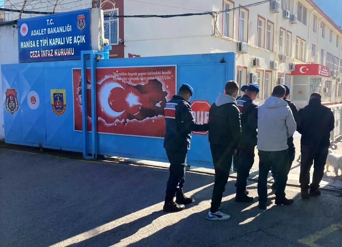 Manisa’da Aranan Üç Kişi Yakalandı