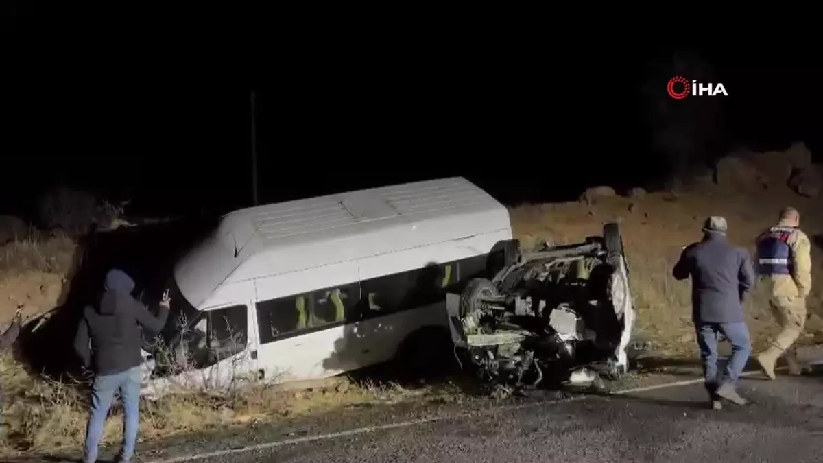 Mardin’de Trafik Kazası: 9 Yaralı