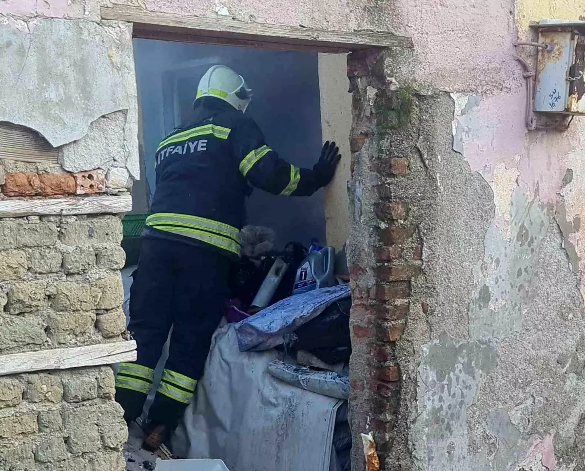 Metruk Evdeki Yangın Sonrası Köpek İddiası İncelendi