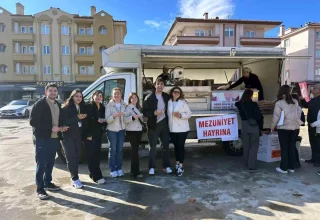 Mezun Tıp Öğrencisi Lokma Hayrı Düzenledi