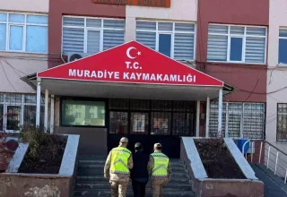 Muradiye’de Düzensiz Göçmen Operasyonu: 5 Yakalandı, 1 Tutuklandı