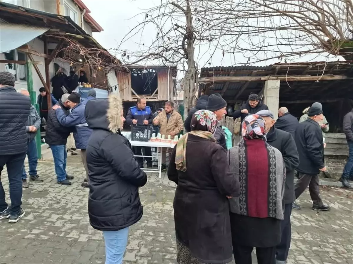 Nallıhan Belediyesi’nden Cenaze Yemek İkramı