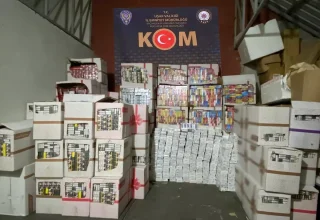 Uşak’ta Kaçak Sigara Operasyonu: 62 Bin 960 Paket Ele Geçirildi