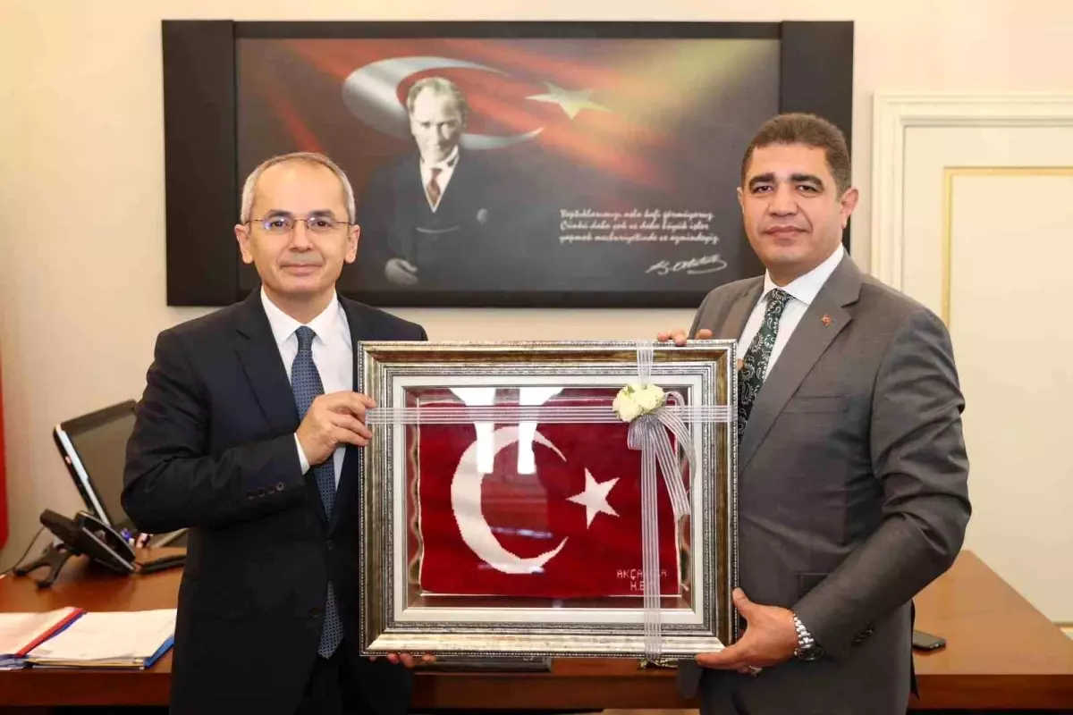 Vali Akçakoca’da yapılan yatırımları yerinde inceledi