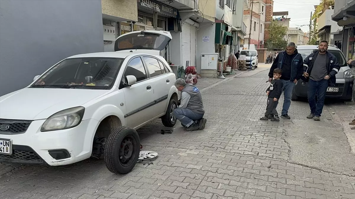 Yüreğir’de Lastik Kesme Olayında İki Şüpheli Gözaltında