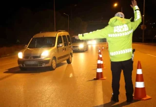 Antalya’da Yılbaşı Öncesi ‘Huzur Türkiye Uygulaması’ Gerçekleştirildi