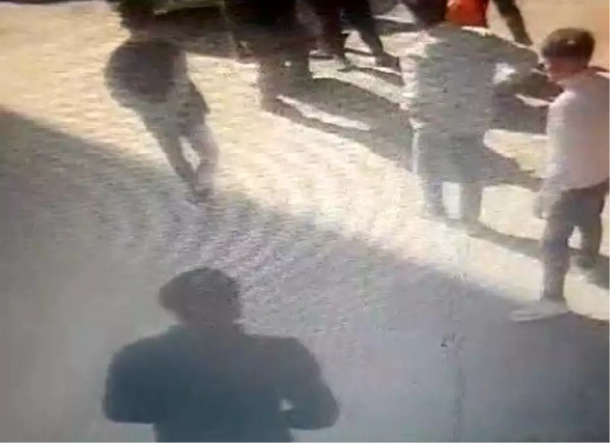 Antalya’da Çakmak İstemek Bıçaklama Olayına Neden Oldu