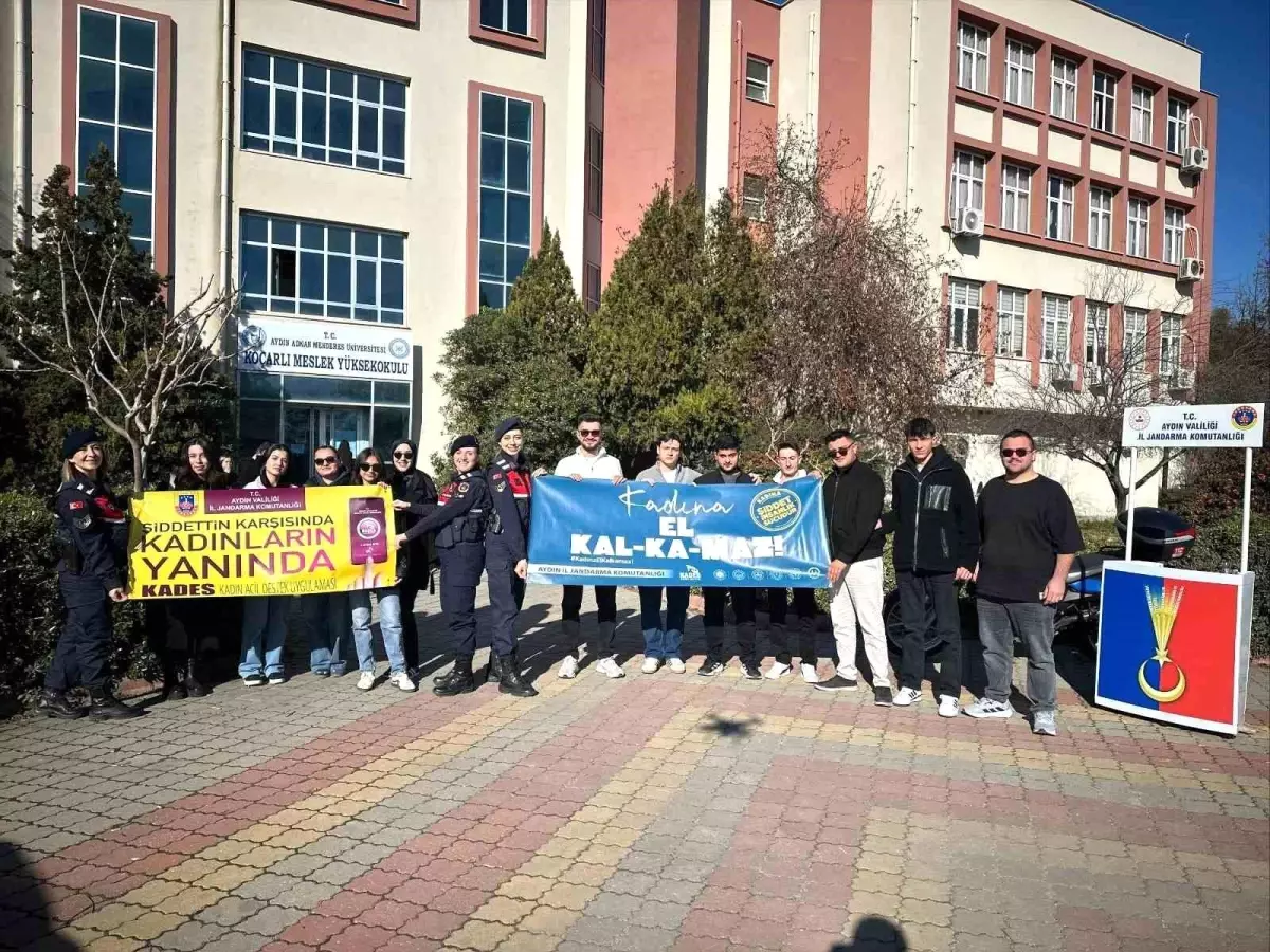 Aydın’da Ziraat Fakültesi’nde Aile İçi Şiddetle Mücadele Standı Açıldı