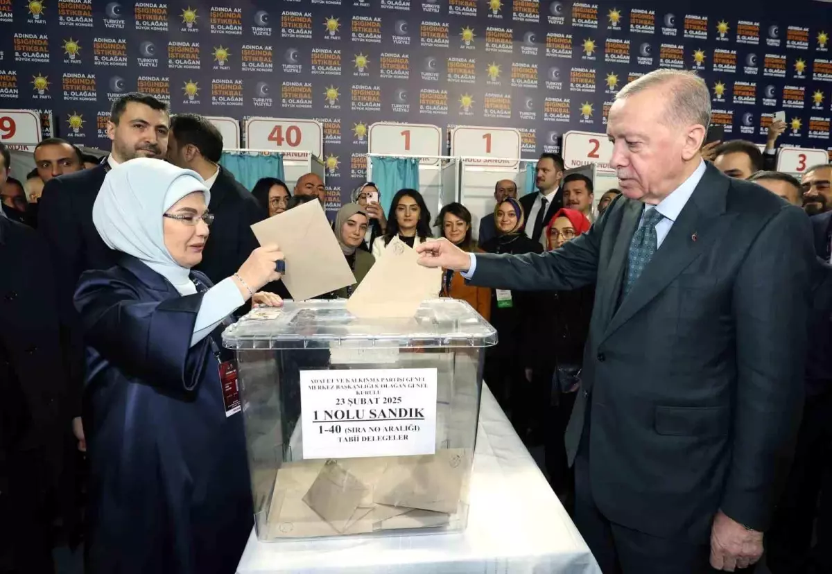 Cumhurbaşkanı ve AK Parti Genel Başkanı Erdoğan, AK Parti 8. Olağan Büyük Kongresi’nde oyunu kullandı