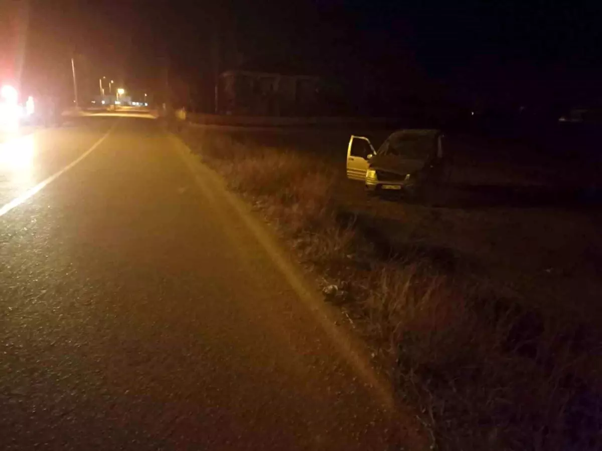 Isparta’da Hafif Ticari Araç Takla Attı: 2 Yaralı