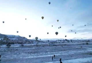 Kapadokya’da 18 Gün Aradan Sonra Sıcak Hava Balonları Havalandı