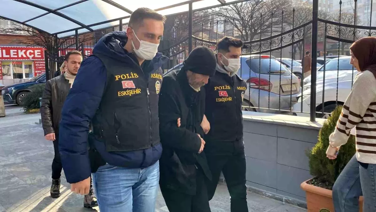 Kardeşinin Kimliğini Kullanarak 12 Yıl Firari Yaşayan Şahıs Yakalandı
