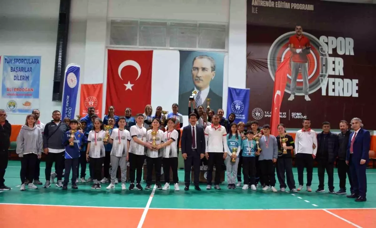 Köyceğiz’de Floor Curling İl Birinciliği Müsabakaları Sona Erdi