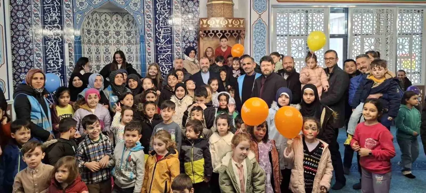 Kütahya’da Cami Çocuk Buluşması Programı Düzenlendi