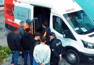 Mersin’de Düzensiz Göçle Mücadele Uygulaması: 14 Göçmen GÖKSEM’e Teslim Edildi