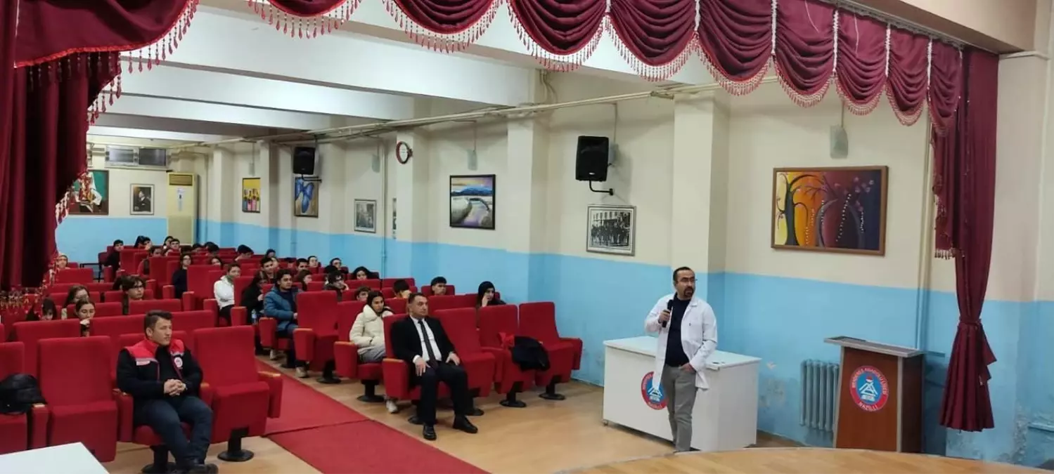 Nazilli’de Öğrencilere Veteriner Hekimlik Tanıtıldı