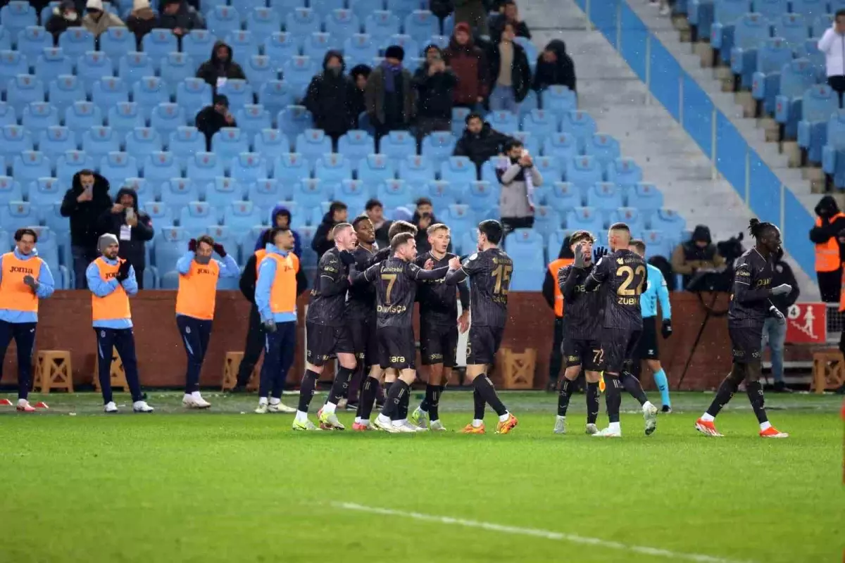 Trabzonspor, Gaziantep FK’yi 2-0 Geçti