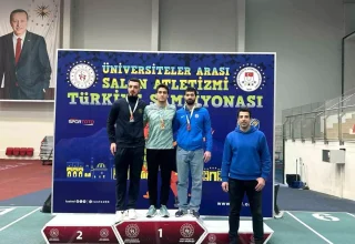 Zonguldak Bülent Ecevit Üniversitesi Atletizmde Gövde Gösterisi Yaptı