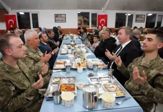 3’ncü Ordu Komutanlığında iftar