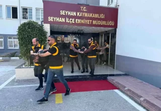 Adana’da Silahlı Şüpheliler Kovalamaca Sonucu Yakalandı