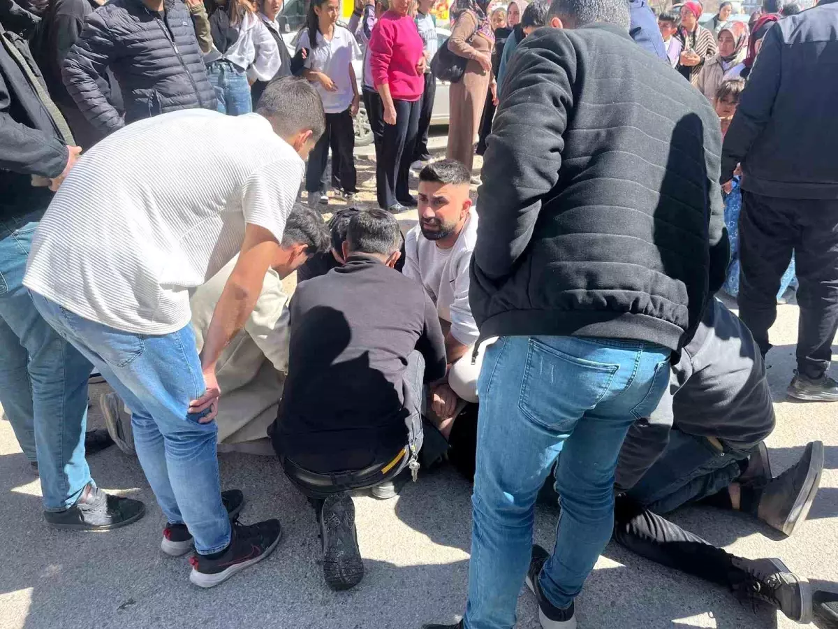 Adıyaman’da Motosiklet Kazasında İki Kişi Yaralandı