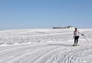 Ağrı’nın Kadın Sporcuları Kayaklı Koşuda Başarıyla Dikkat Çekiyor