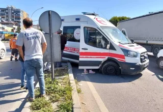 Ambulans Şoförü Dikkatiyle Facianın Eşiğinden Döndü