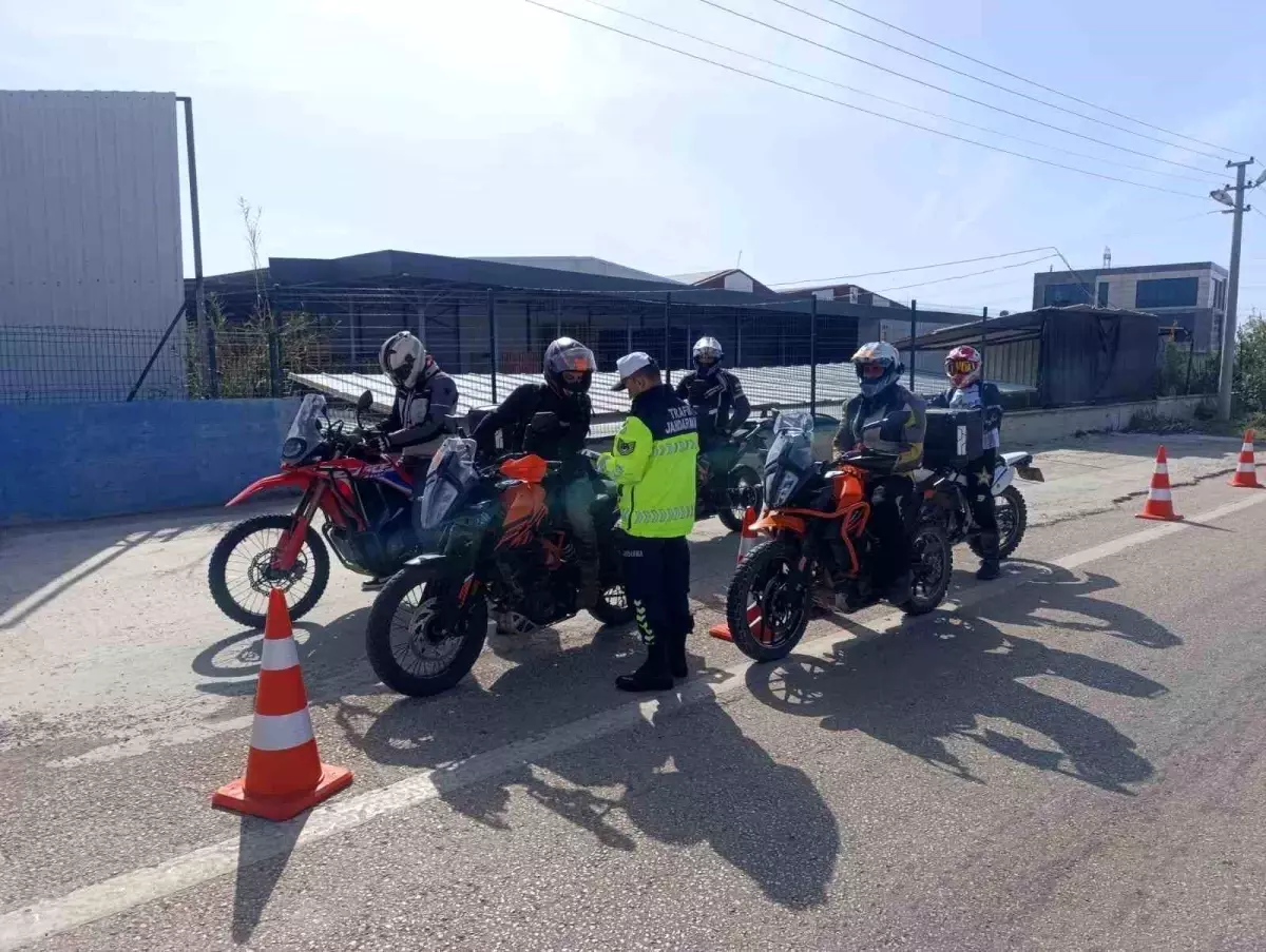 Antalya’da Motosiklet Sürücülerine Özel Denetim: 18 Bin Kişi Kontrol Edildi