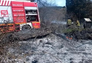 Balıkesir’in Piyade Mahallesi’nde Arazi Yangını