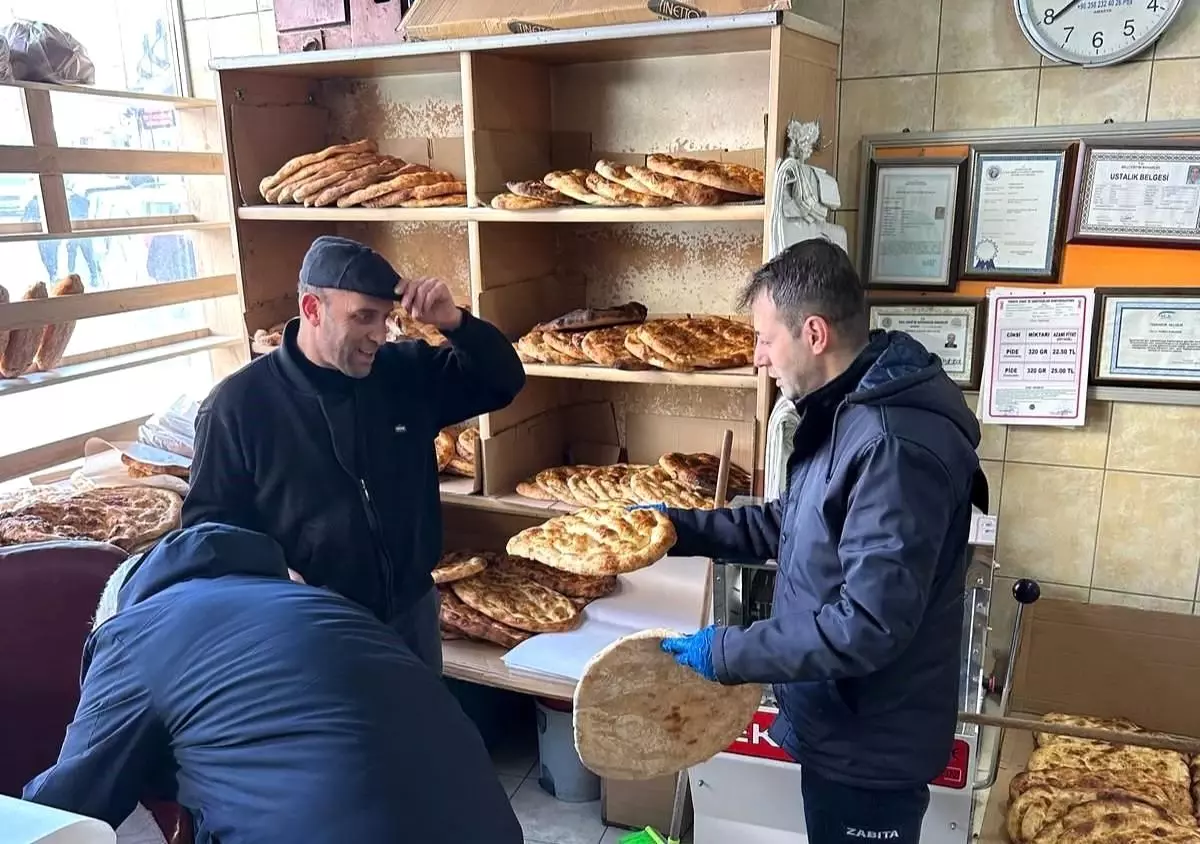 Bayburt’ta Zabıta Ekiplerinden Fırın Denetimi