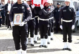 Beyin Kanaması Sonucu Hayatını Kaybeden Polis Memuru Toprağa Verildi