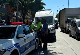 Bilecik’te Trafik Kazası: Motosiklet Sürücüsü Yaralandı