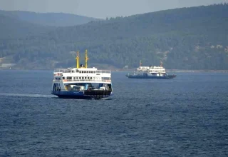 Bozcaada Feribot Seferleri Olumsuz Hava Şartları Nedeniyle İptal Edildi