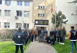 Bursa’da Göçmen Kaçakçılığı Operasyonu: 2 Şüpheli Tutuklandı