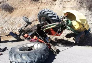 Darende’de Traktör Devrildi, Sürücü Hayatını Kaybetti