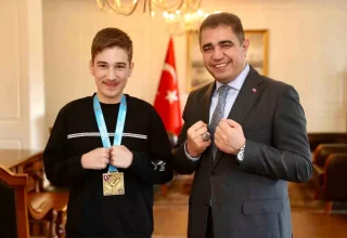 Düzce Valisi Selçuk Aslan, Şampiyon Yasin Tekneci’yi Ağırladı