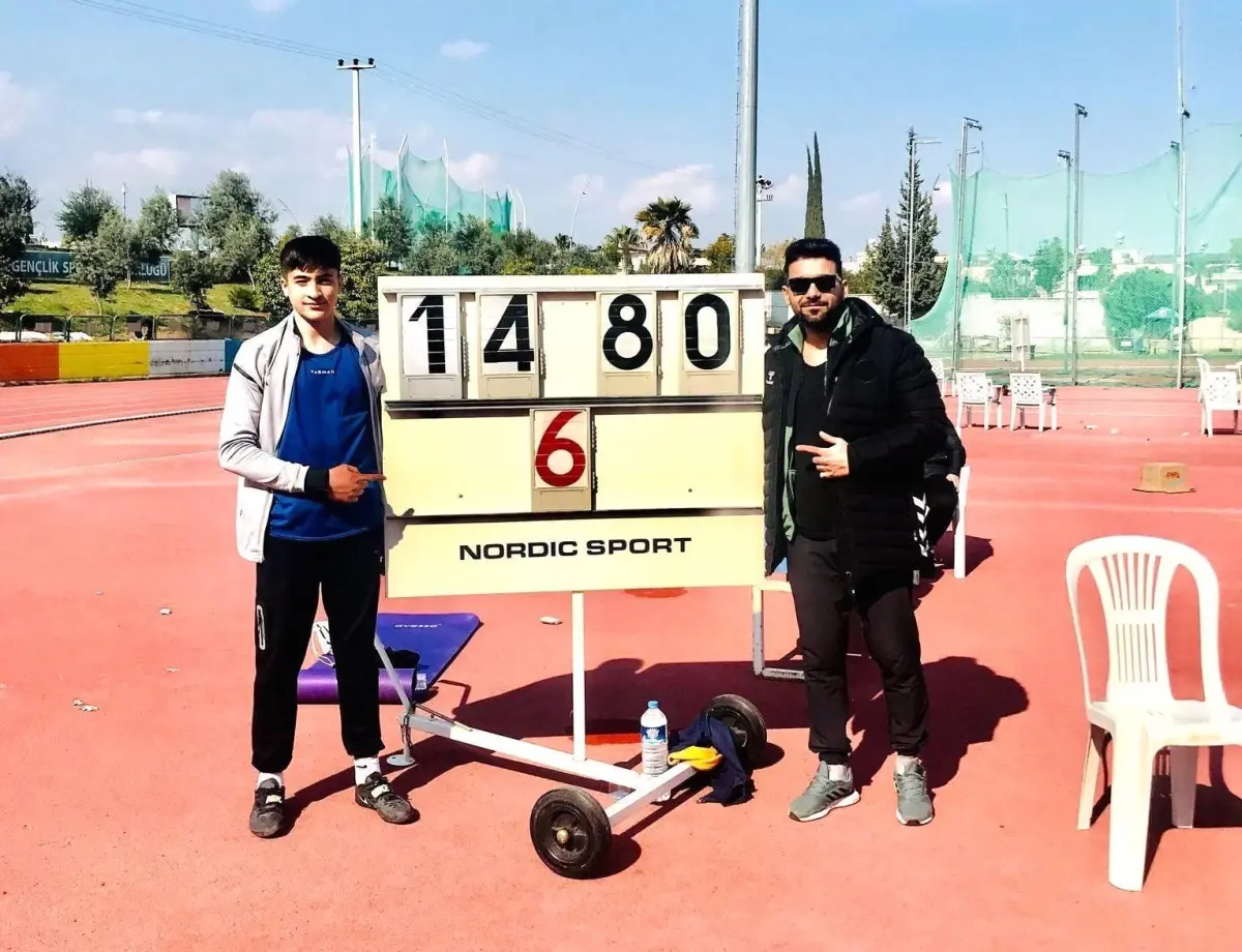 Erzincanlı Sporcuların Başarısı: Ahmet Berat Bozdemir Türkiye Şampiyonu Oldu