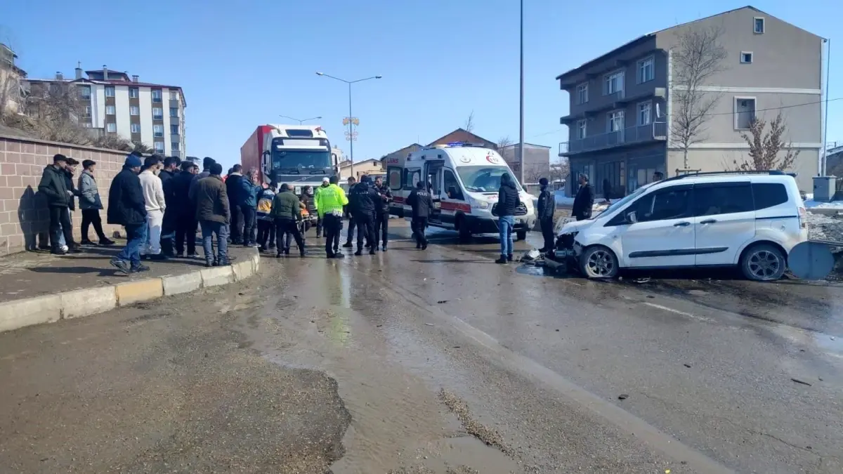 Erzurum Aşkale’de Trafik Kazası: 2 Yaralı