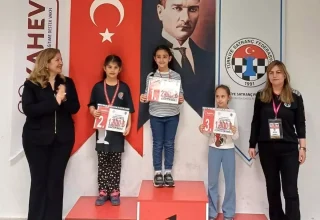 Eskişehir’de 14 Mart Tıp Bayramı Satranç Turnuvası Sonuçlandı