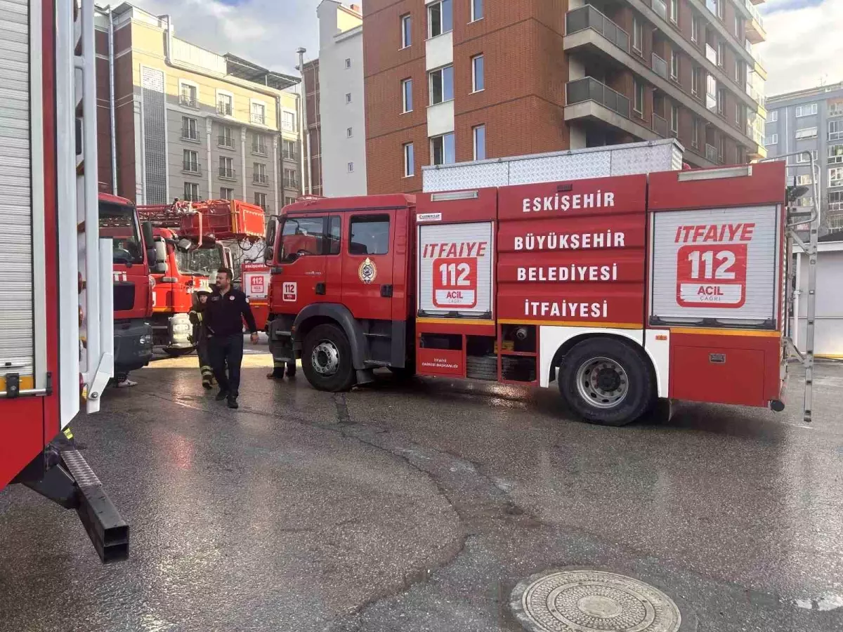 Eskişehir’de Otel Kafeteryasında Yangın Paniği