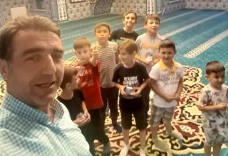 İmam-Hatip Ramazan Dinçer’den Çocuklara Yönelik Örnek Proje