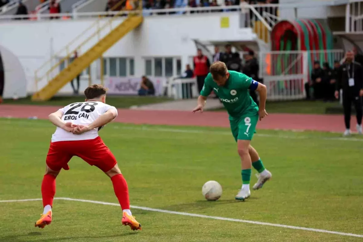 Isparta 32 Spor, 24 Erzincanspor’u 2-0 Geçti