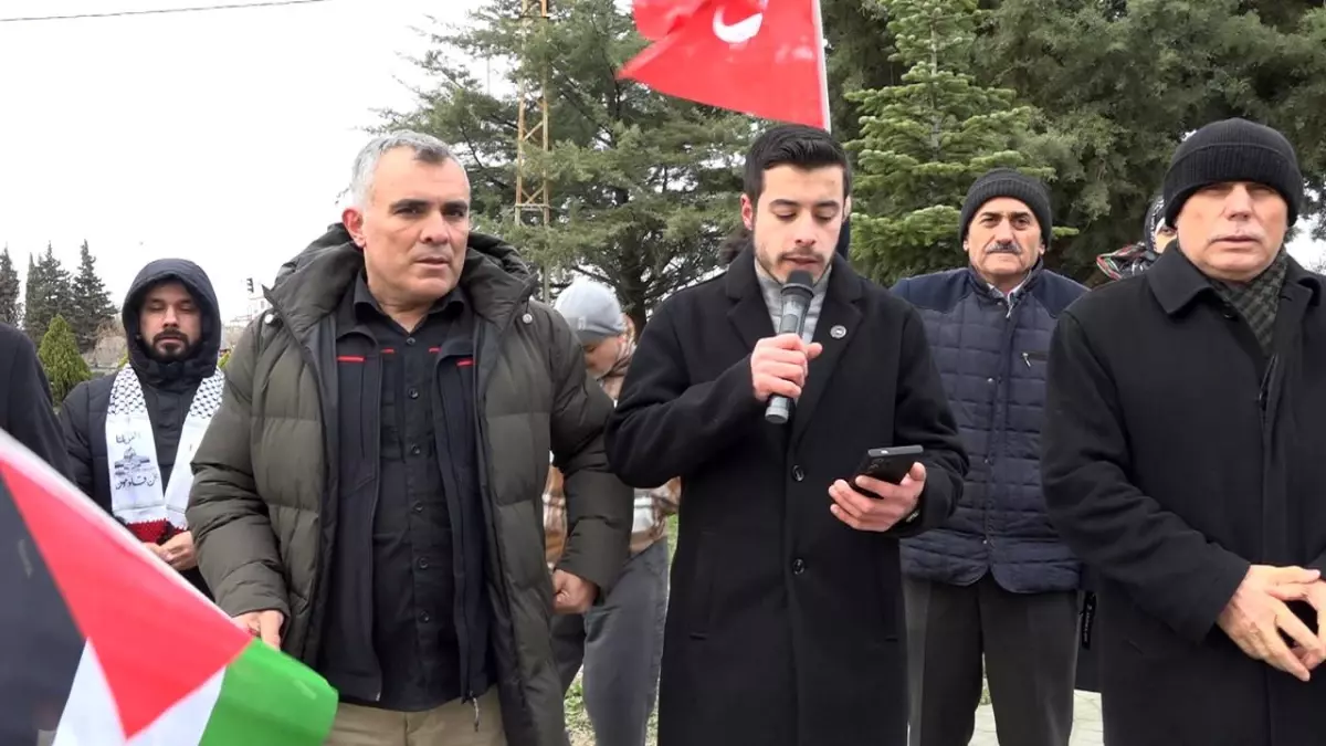 İsrail’in Gazze’ye yönelik saldırıları Kırklareli’nde protesto edildi