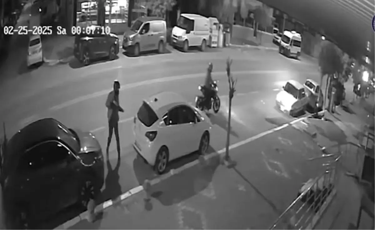 İzmir’de Tüfekle İş Yerine Ateş Açan İki Şahıs Tutuklandı