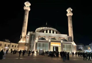 Kadir Gecesi’nde Kars’ta Camiler Doldu Taştı
